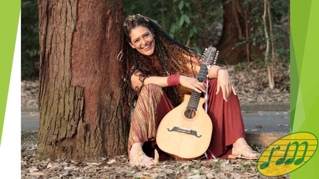 Kátya Teixeira celebra 30 anos de carreira musical